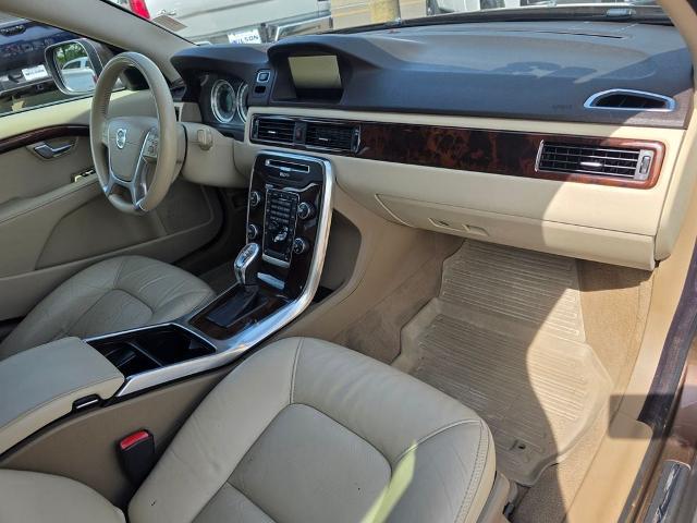 2013 Volvo XC70 T6
