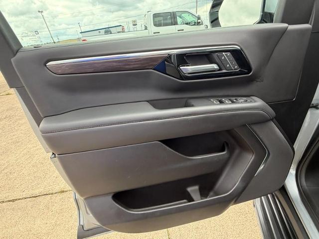 2025 Chevrolet Tahoe 4WD LT