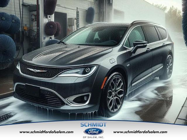 2025 Chrysler Pacifica Select for sale in Salem, IL