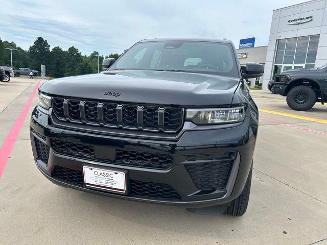 2026 Jeep Grand Cherokee L GRAND CHEROKEE L LAREDO ALTITUDE 4X4