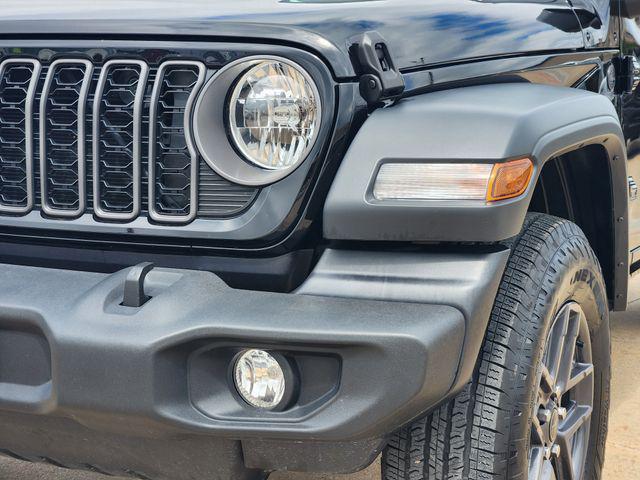 2025 Jeep Wrangler 4-Door Summit 4x4