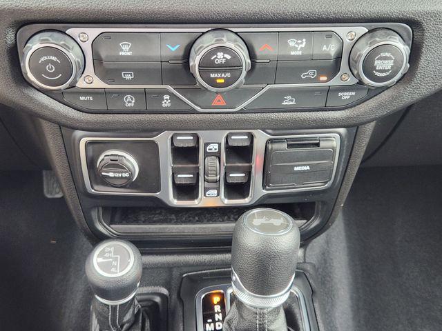 2025 Jeep Wrangler 4-Door Summit 4x4