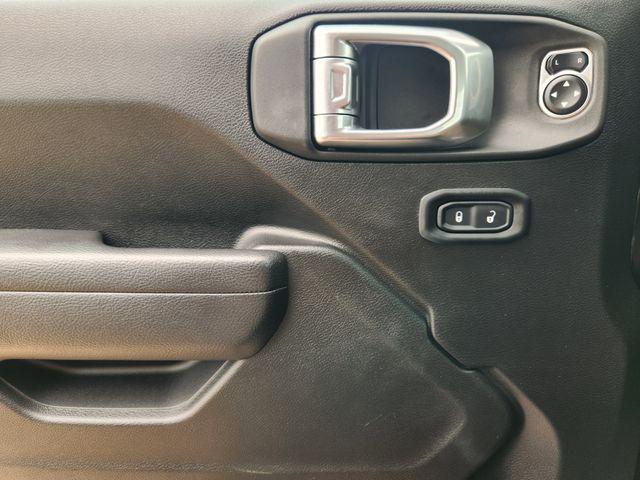 2025 Jeep Wrangler 4-Door Summit 4x4