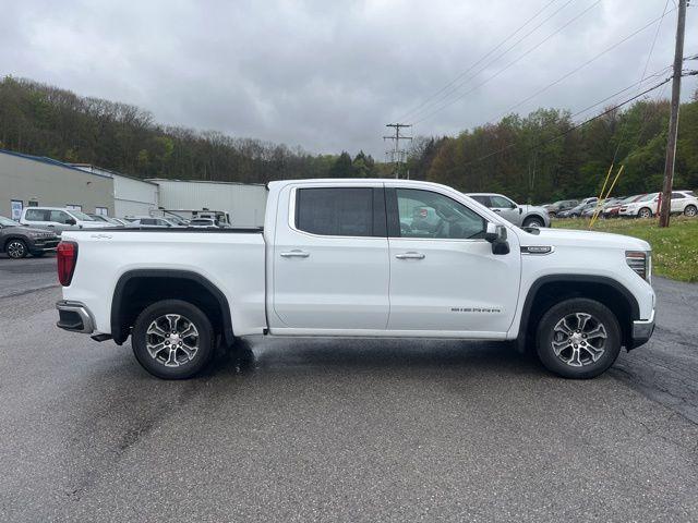 2026 GMC Sierra 1500 Crew Cab, Short Bed, SLT, 4WD