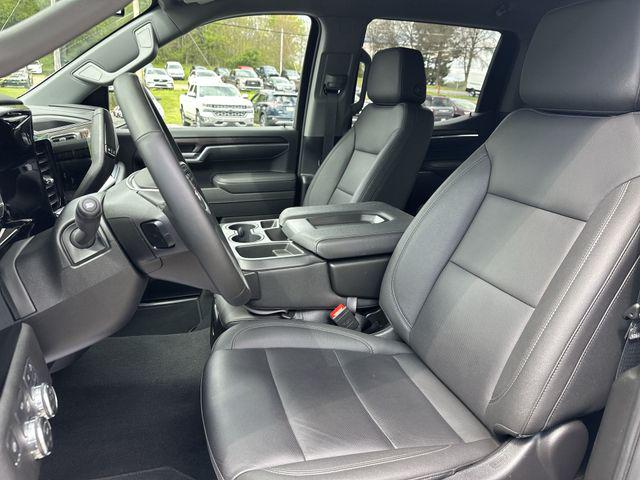 2026 GMC Sierra 1500 Crew Cab, Short Bed, SLT, 4WD