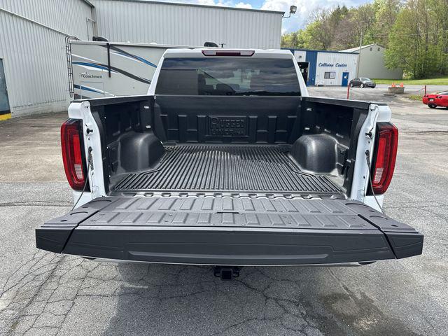 2026 GMC Sierra 1500 Crew Cab, Short Bed, SLT, 4WD