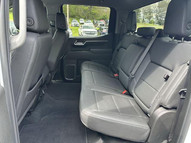 2026 GMC Sierra 1500 Crew Cab, Short Bed, SLT, 4WD