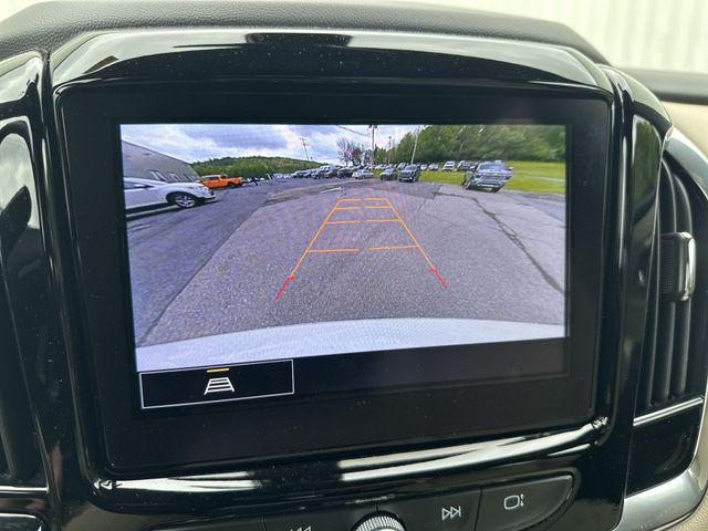 2023 Chevrolet Traverse AWD LT Leather