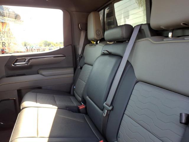 2024 Chevrolet Silverado 1500 4WD Crew Cab Short Bed ZR2