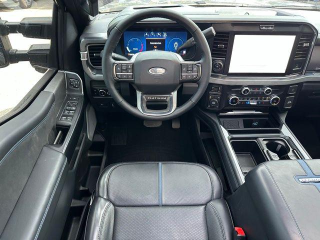 2025 Ford F-250 Platinum