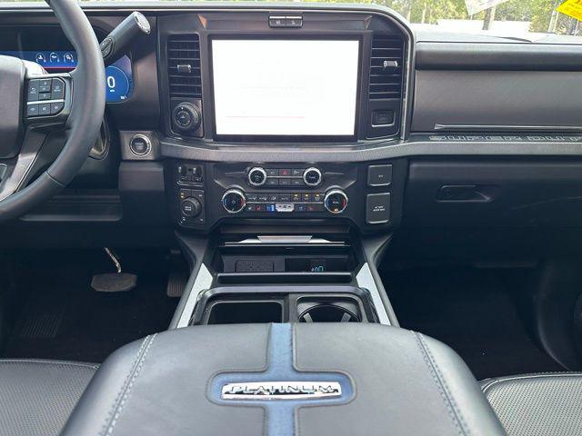 2025 Ford F-250 Platinum
