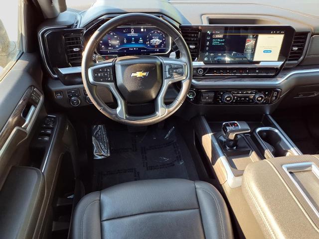 2022 Chevrolet Silverado 1500 4WD Crew Cab Short Bed LTZ