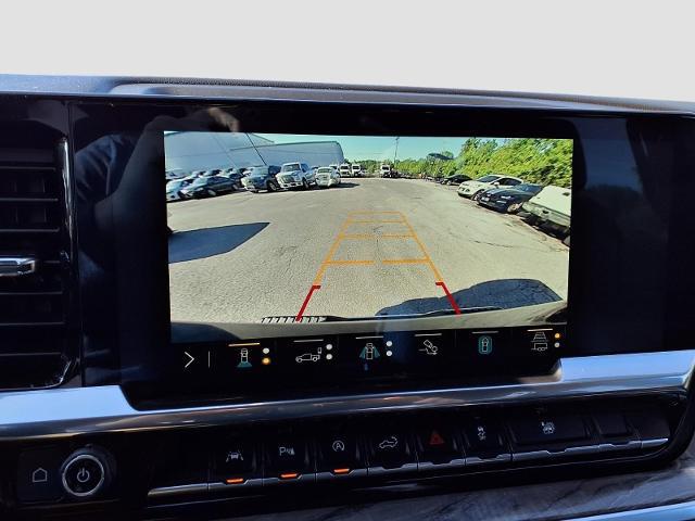 2022 Chevrolet Silverado 1500 4WD Crew Cab Short Bed LTZ