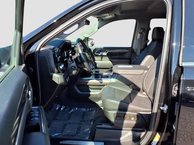 2022 Chevrolet Silverado 1500 4WD Crew Cab Short Bed LTZ