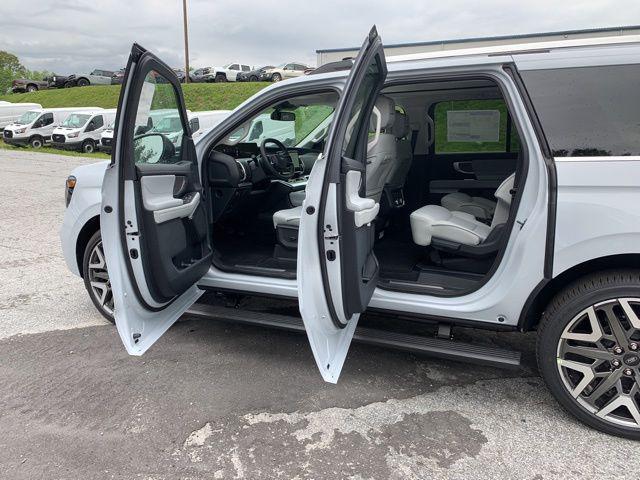 2026 Ford Expedition Max Platinum MAX