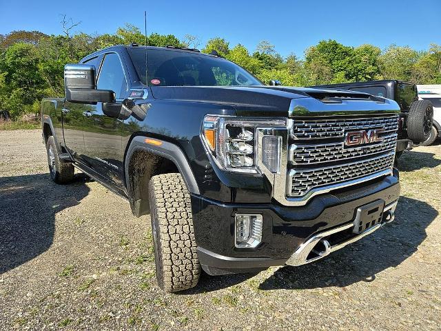 2022 GMC Sierra 2500HD 4WD Crew Cab Standard Bed Denali