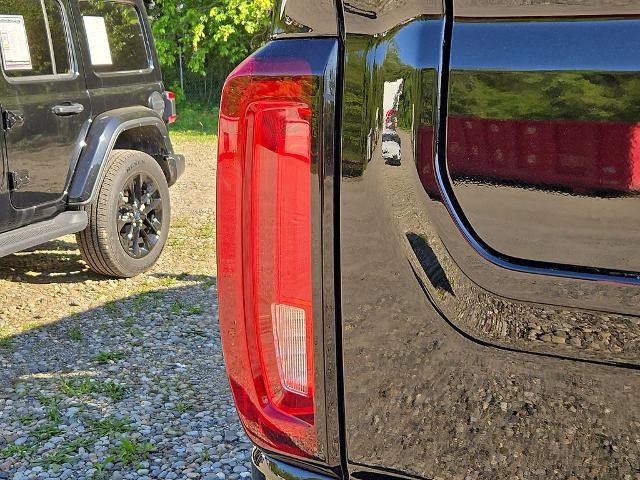 2022 GMC Sierra 2500HD 4WD Crew Cab Standard Bed Denali