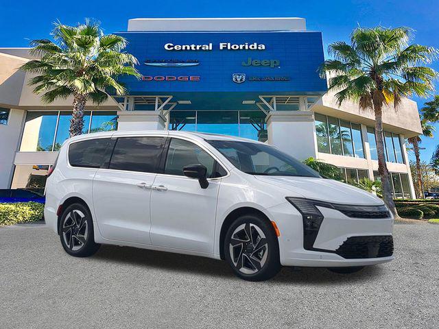 2027 Chrysler Pacifica Limited