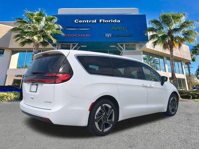 2027 Chrysler Pacifica Limited