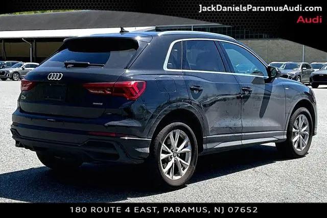 2023 Audi Q3 Premium 45 TFSI S line quattro Tiptronic