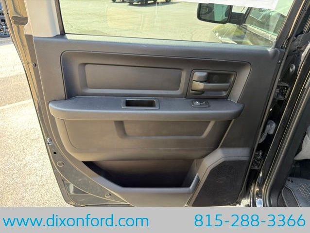 2018 Ram 1500 Express Crew Cab 4x4 5'7" Box