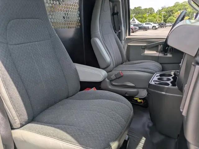 2024 GMC Savana Cargo RWD 2500 Regular Wheelbase Work Van