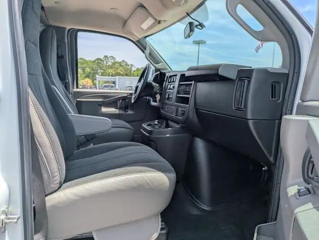 2024 GMC Savana Cargo RWD 2500 Regular Wheelbase Work Van