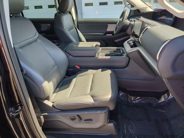 2025 Ford Expedition Active MAX