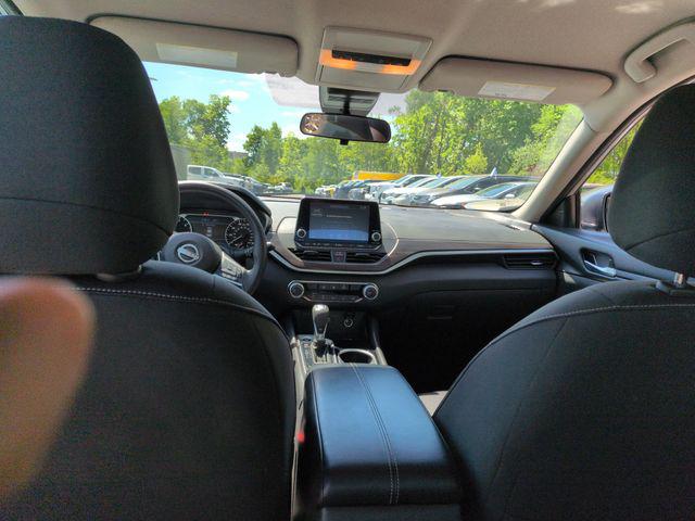 2024 Nissan Altima SV FWD