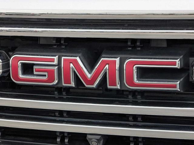 2022 GMC Sierra 1500 Limited 4WD Crew Cab Standard Box SLT