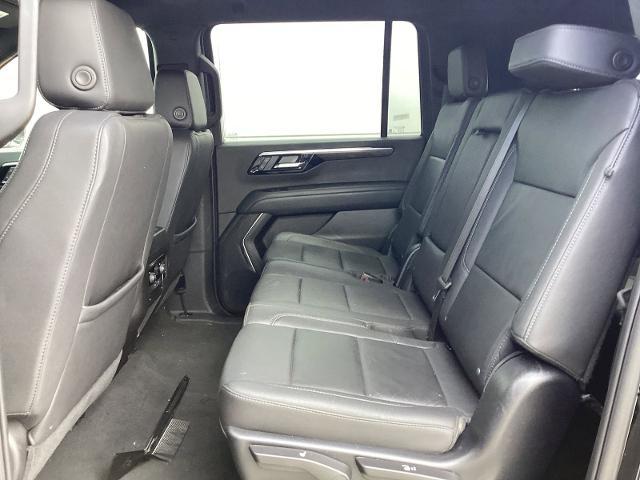 2025 Chevrolet Suburban 4WD Z71