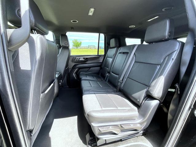2025 Chevrolet Suburban 4WD Z71
