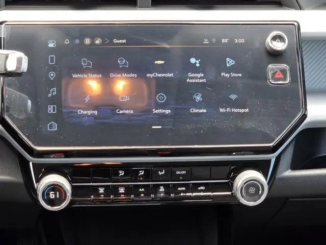 2027 Chevrolet Bolt LT FWD