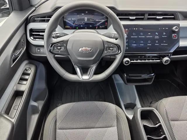 2027 Chevrolet Bolt LT FWD