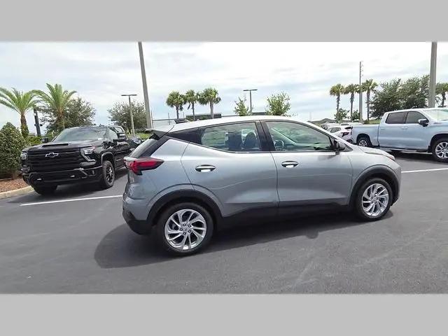 2027 Chevrolet Bolt LT FWD