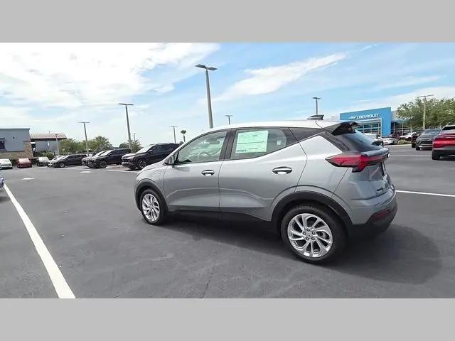 2027 Chevrolet Bolt LT FWD