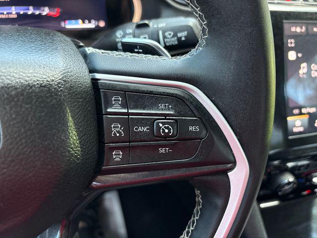 2023 Jeep Grand Cherokee L Laredo 4x4