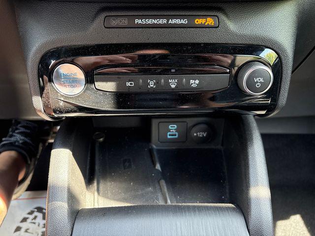 2023 Ford Escape ST-Line Select