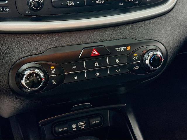 2017 Kia Sorento 2.4L LX
