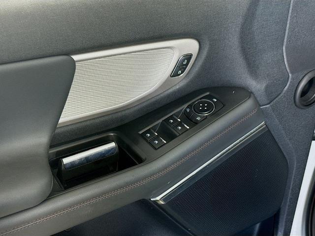 2025 Ford Expedition Active MAX