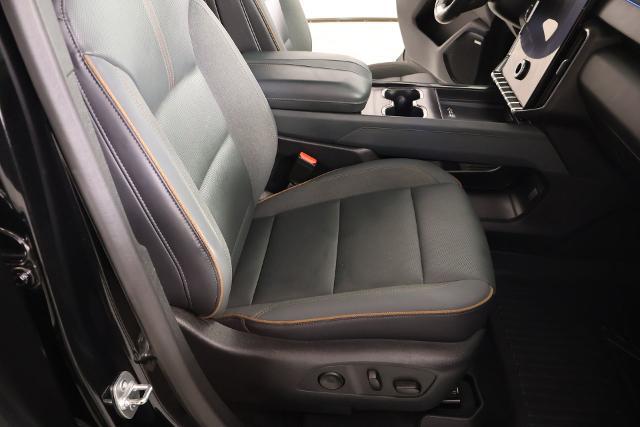 2025 GMC Acadia AWD AT4