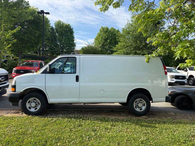 2021 Chevrolet Express Cargo Van RWD 2500 Regular Wheelbase WT