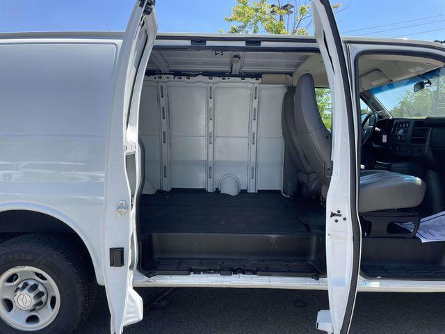 2021 Chevrolet Express Cargo Van RWD 2500 Regular Wheelbase WT