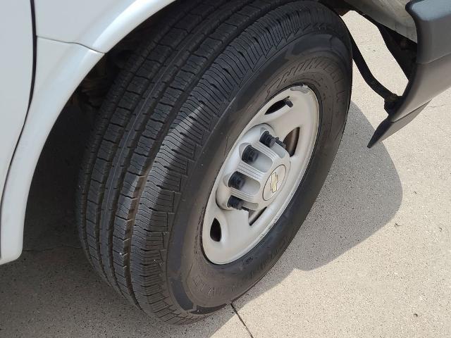 2023 Chevrolet Express Passenger RWD 3500 Extended Wheelbase LS