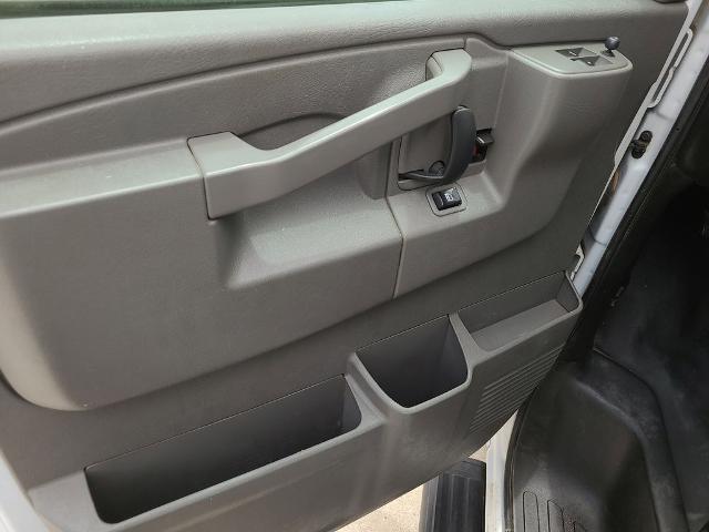 2023 Chevrolet Express Passenger RWD 3500 Extended Wheelbase LS