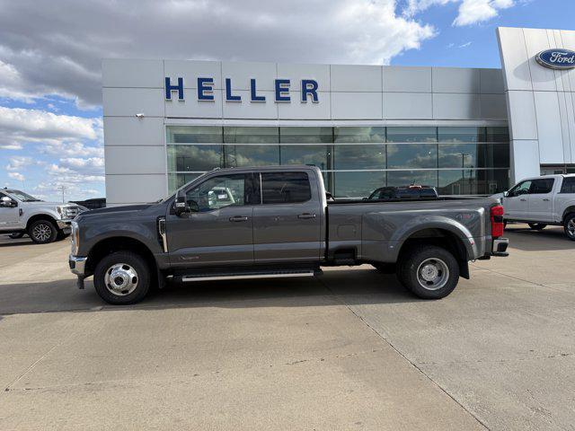 2023 Ford F-350 LARIAT
