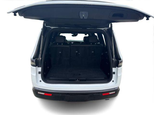 2026 Jeep Grand Wagoneer Limited Altitude 4x4