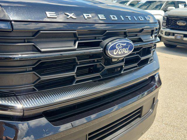 2025 Ford Expedition Active MAX
