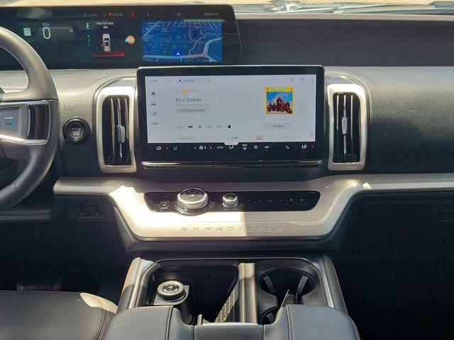 2025 Ford Expedition Active MAX