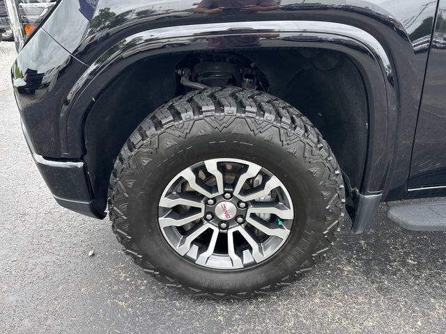 2023 GMC Sierra 1500 4WD Crew Cab Short Box AT4
